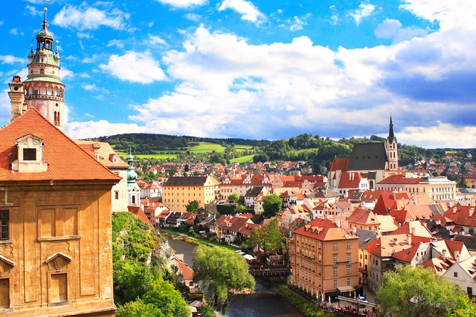Full-Day Trip to Český Krumlov from Prague - Lunch and Free Time: How to Use Your Independent Window
