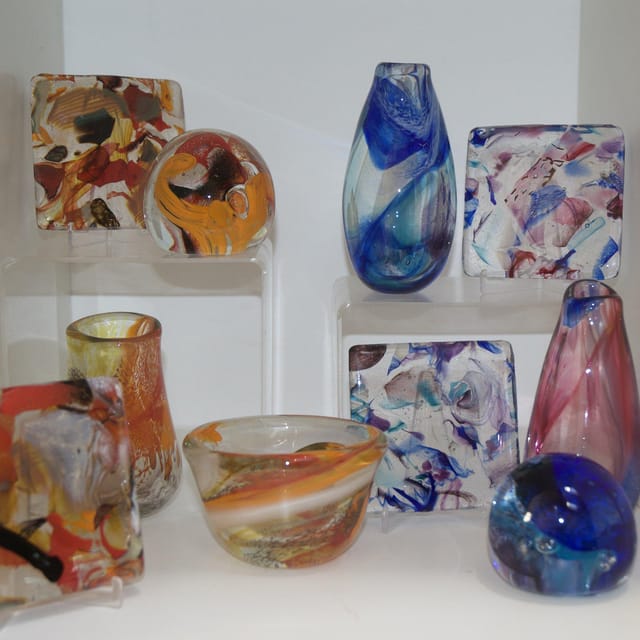 Glass blowing in Prague - What You Learn at the Furnace: Techniques and Hands-On Cooperation
