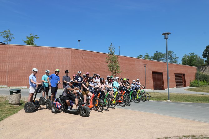 Grandiose half-day guided tour of Prague on Segway and eScooter - The route makers: Prague Castle, bridge views, and Mala Strana context