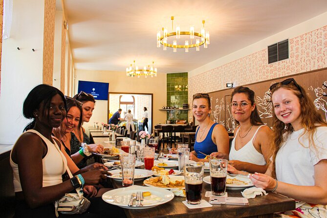 Guided 3-Hour Food Tasting Experience in Prague - Drinks, Lunch, and the Tasting Pace That Keeps You Comfortable