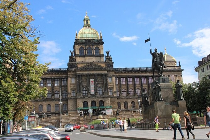 Guided Old Town & Jewish quarter Walking Tour Prague (Tip-based) - Kampa Park and the Charles Bridge photo plan