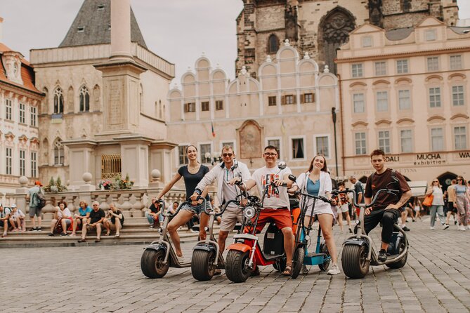 Guided sightseeing e-scooter tour of Prague: 2 hours - Altneuschul (Old New Synagogue): a meaningful stop in the middle of the loop