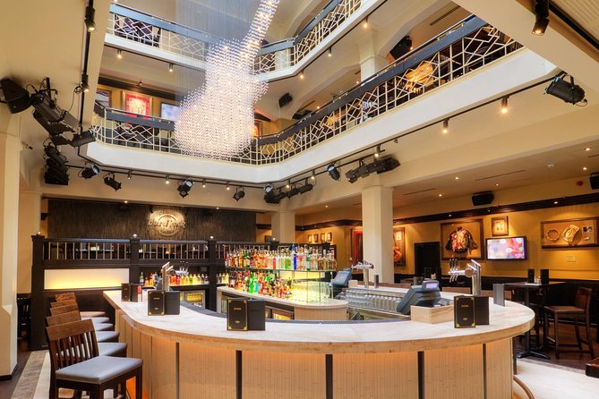 Hard Rock Cafe Prague with Set Lunch or Dinner - What You’ll See on the Menu: Acoustic, Electric, and Kids