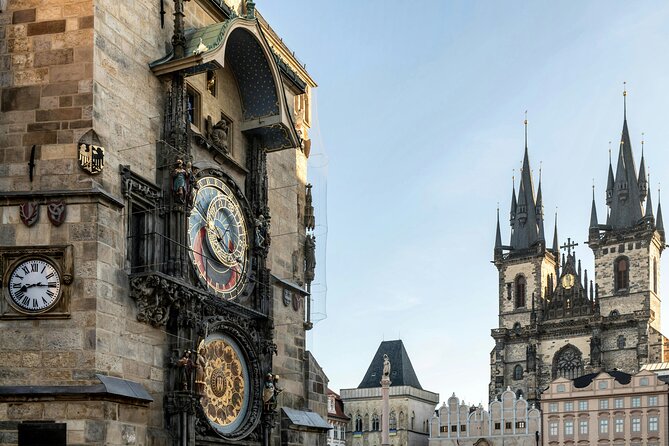 Historic Highlights Walking Tour from Prague - Stop 5: Prasna brána and the Powder Tower photo stop
