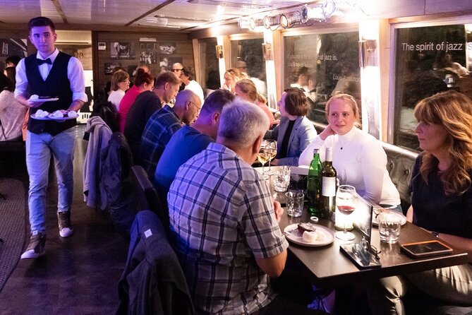 Jazz Boat: Popular LIVE JAZZ dinner cruise - Should you book this Prague jazz cruise?
