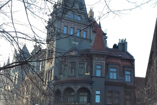 Jewish Prague Walking Tour - Kafka at Old Town Square Finish: From Josefov to the Astronomical Clock