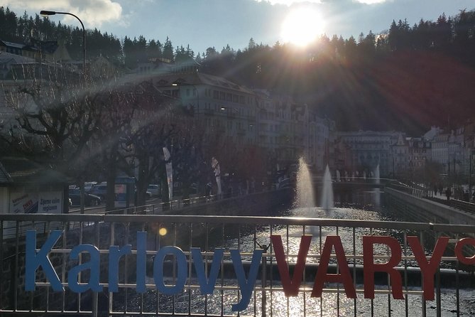 Karlovy Vary day trip from Prague with lunch - Group Dynamics and Guide Quality: How to Get the Best Version of This Day