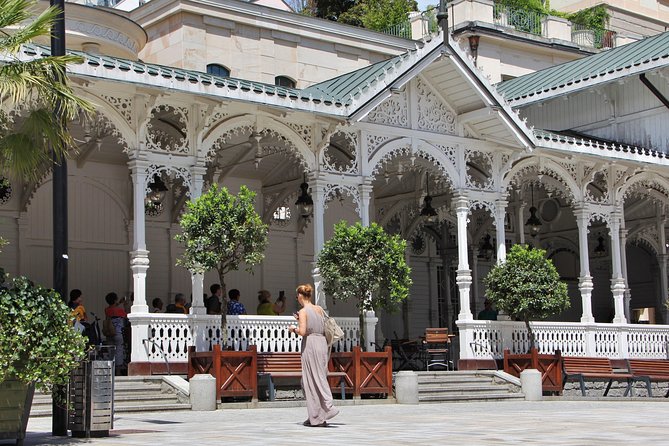 Karlovy Vary including Watchtower and Funicular from Prague - The big idea: leaving Prague without the hassle