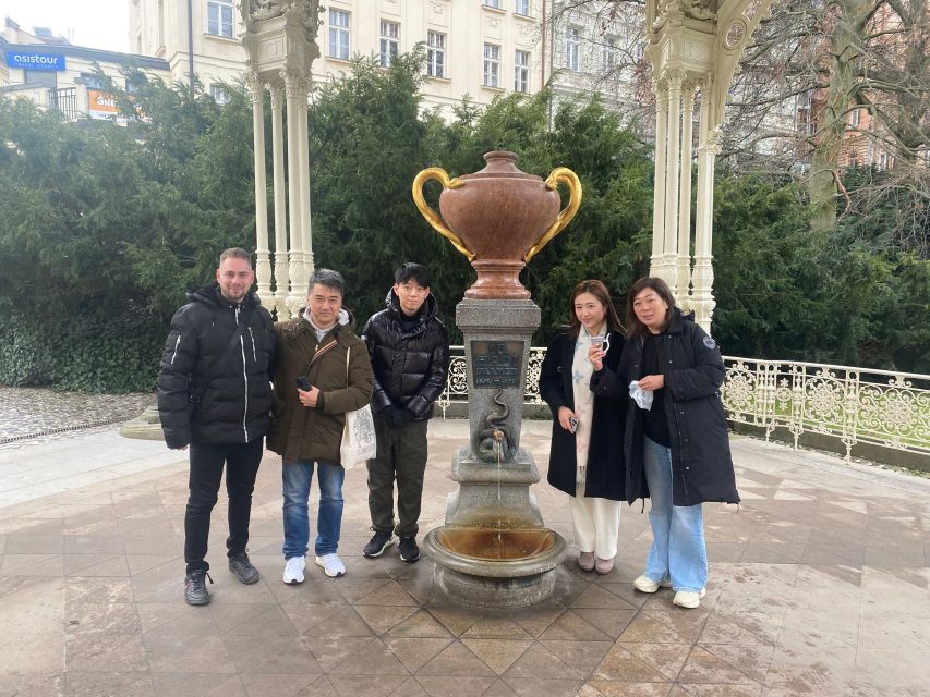 Karlovy Vary: Mineral Hot Springs Tasting and Walking Tour - Practical tips so your 90 minutes go smoothly