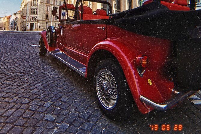 Karlstejn Castle in Vintage Convertible Car - Who This Karlstejn Convertible Tour Suits Best