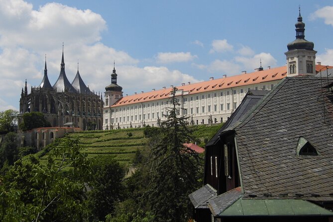 Kutna Hora and Bone Chapel Private Day Trip from Prague - Why Kutná Hora, and the Bone Ossuary, make sense from Prague