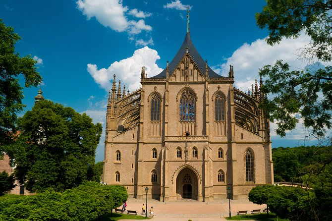 Kutna Hora Private day trip from Prague with lunch, admission and local treat - Private transport from Prague that keeps the day calm