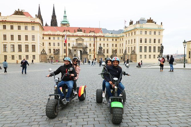 Live-Guided ️Trike-Harley️ Viewpoints tour of Prague - Three wheels, and why it works so well in Prague