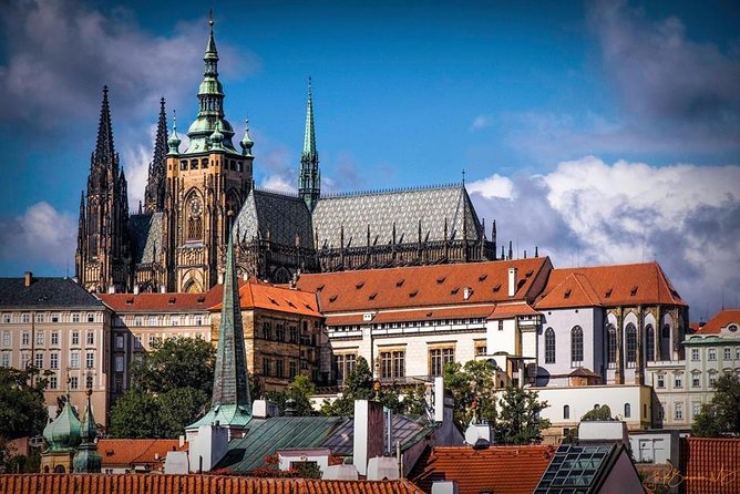 LUXURY Personal Tour of Prague with PERSONAL PRAGUE GUIDE - Charles Bridge: classic views, with time for photos and legends