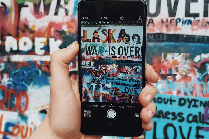 Mobile photography workshop - Prague Castle Meets Practical Phone Photography