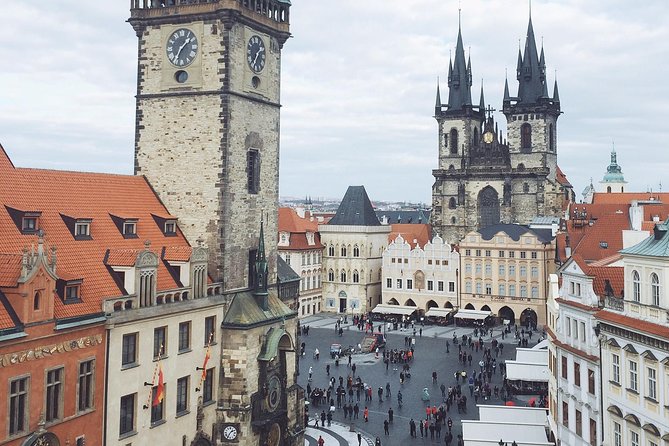 Mobile photography workshop - Stop 1: Prague Castle Photos You Can Actually Recreate