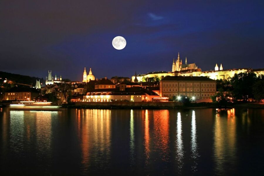 Panoramic Views of Prague Evening Walking Tour - What the Prague evening walk is really about