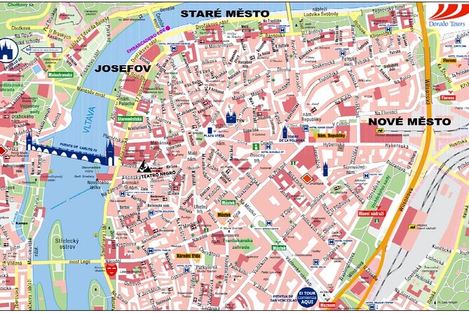Pedestrian tour of Prague in Spanish - Through the Jewish Quarter, then toward the edge of Old Town