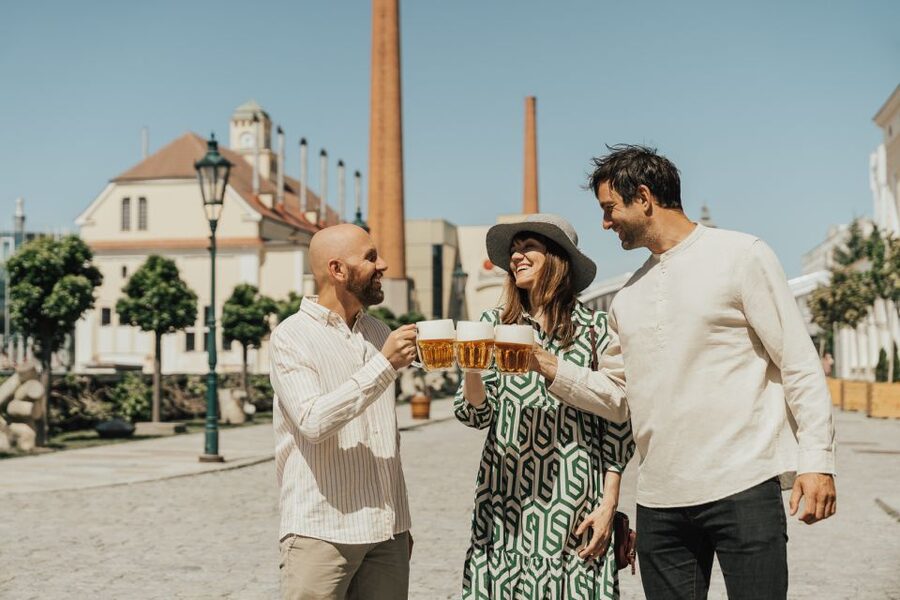 Pilsen: Pilsner Urquell Brewery Tour with Beer Tasting - The modern bottling stop, and why 120,000 bottles per hour is more than trivia