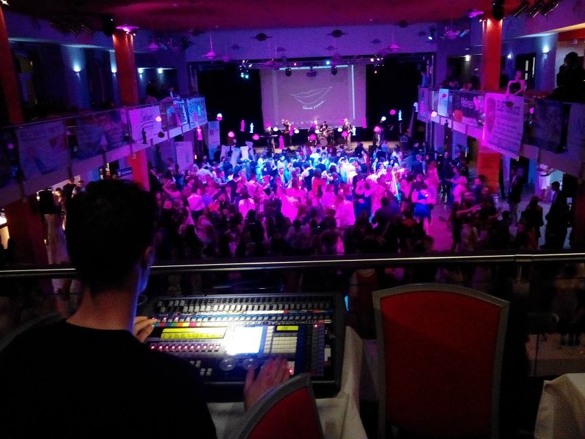 Pilsen: Pub and Club Crawl - Where Pilsen Nightlife Starts to Feel Effortless