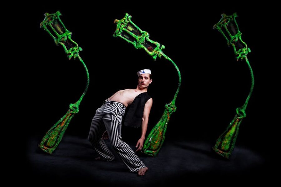 Prague: 1.5-Hour Black Light Theater Srnec Performance - FAQ