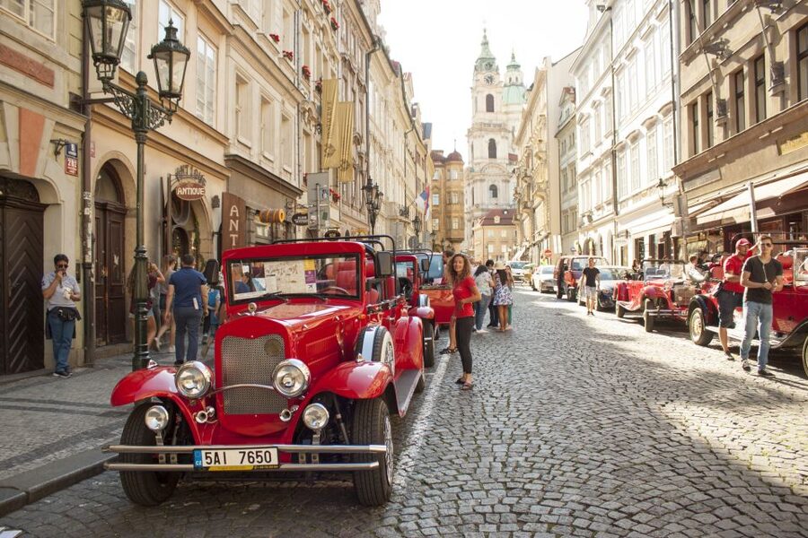 Prague: 1-Hour Vintage Car Tour - Who should book this, and who should skip it