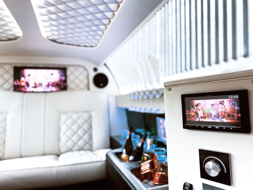 Prague: 1-Hour Vintage Limousine Rental - Price and Value: Is $247 for 7 People Worth It?
