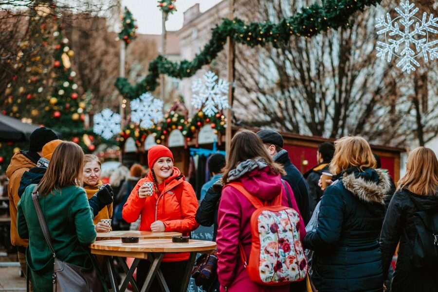Prague: 2-3h Magical Christmas Markets Tour with Inclusions - Transportation Tickets and Pace, So You Keep the Warmth