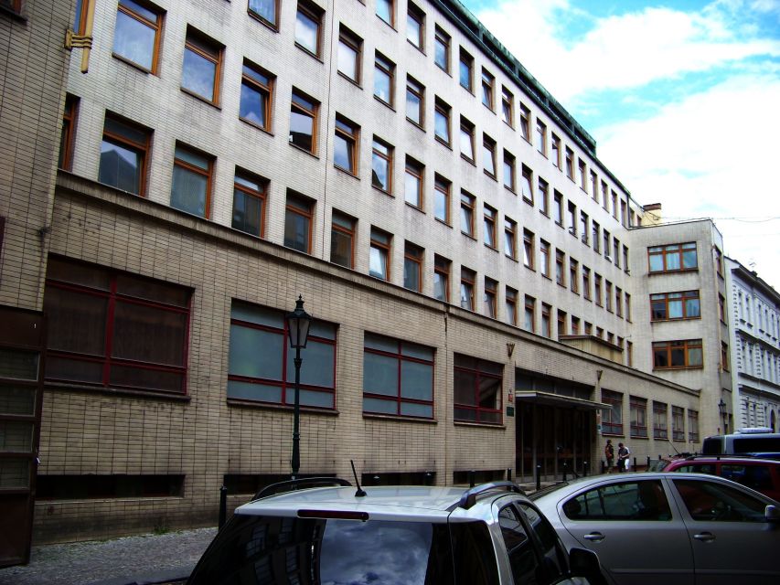 Prague: 2-Hour Back to Communism Walking Tour - Why Prague still shows communist pressure on everyday streets