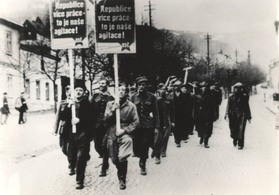 Prague: 2-Hour Back to Communism Walking Tour - The opening lesson: socialism theory to Central Europe spread in one session
