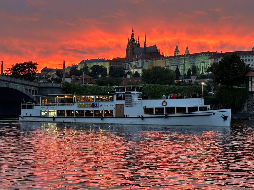 Prague: 2-Hour Historic Boat Cruise with Delicious Lunch - Why the Maria Croon cruise feels more authentic than a typical boat ride