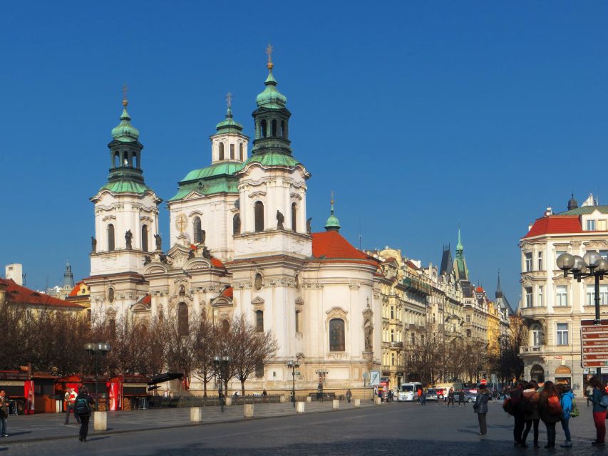 Prague: 2-Hour Old Town and Jewish Ghetto Walking Tour - Price and value: $23 for two hours of guided context