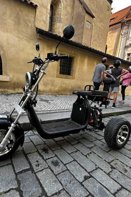 Prague: 2 hours FUN TRIKE tour in Prague with guide - Key things that make this Prague e-Trike tour worth your time