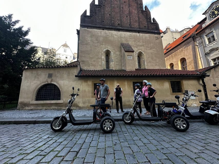 Prague: 2 hours FUN TRIKE tour in Prague with guide - Prague Castle and the top sights, packed into 2 hours