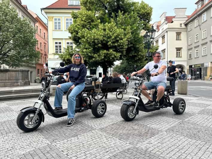Prague: 2 hours FUN TRIKE tour in Prague with guide - Old Town to the astronomical clock, with a story you’ll remember