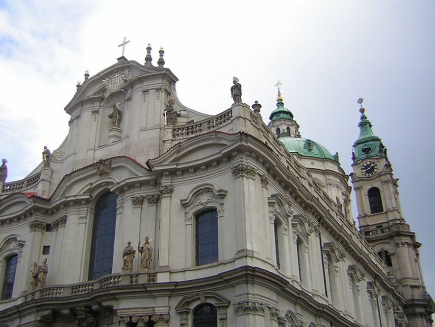 Prague 3-Hour Architectural Tour - New Town Prague for Baroque, Art Nouveau, and modern geometry