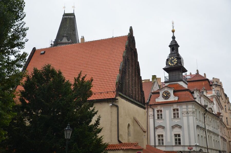 Prague: 3-Hour Private Jewish Quarter Tour - Pinkas Synagogue Exhibitions: Learning to Read the Details