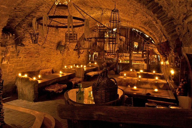 Prague 5 Courses Medieval Dinner and Live Performances - Seating, Social Vibes, and Why Communal Tables Matter