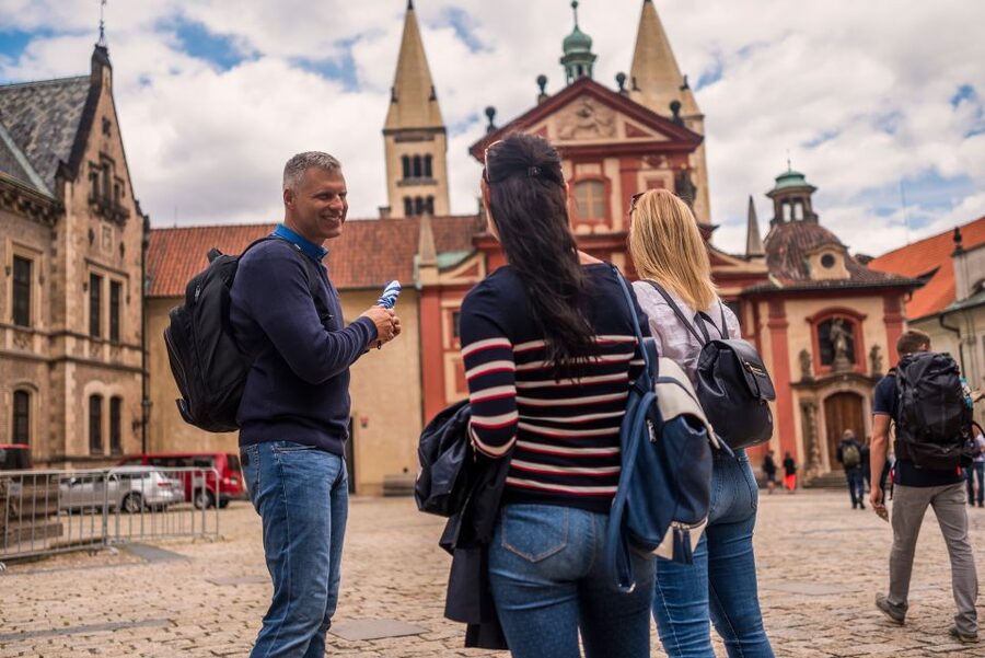 Prague: 6-Hour Tour with River Boat Cruise and Lunch - What 6 hours feels like, and how to prepare