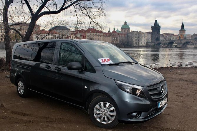 PRAGUE AIRPORT - CITY TRANSFERS in Spanish - Puntos clave que vale la pena saber antes de ir