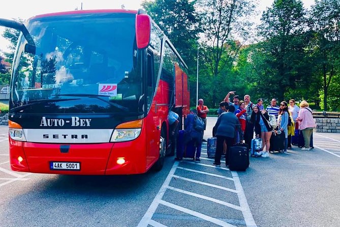 PRAGUE AIRPORT - CITY TRANSFERS in Spanish - Lo que dicen las reseñas, enfocado en el servicio real