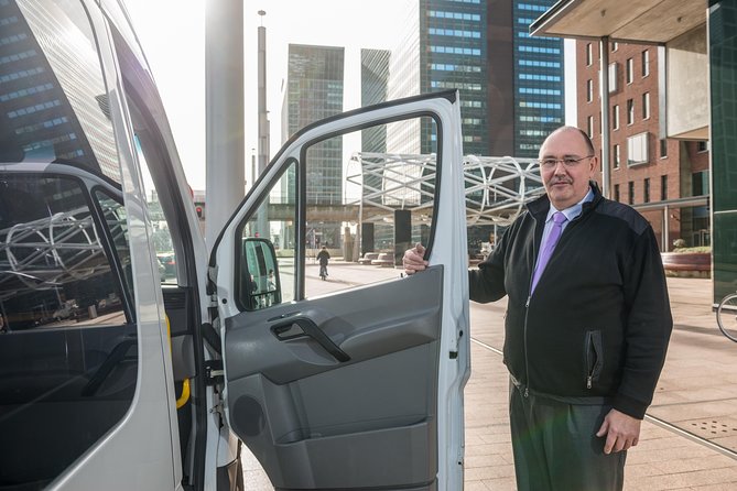 Prague Airport (PRG) Departure Transfer from Prague City - What the direct airport drive really feels like