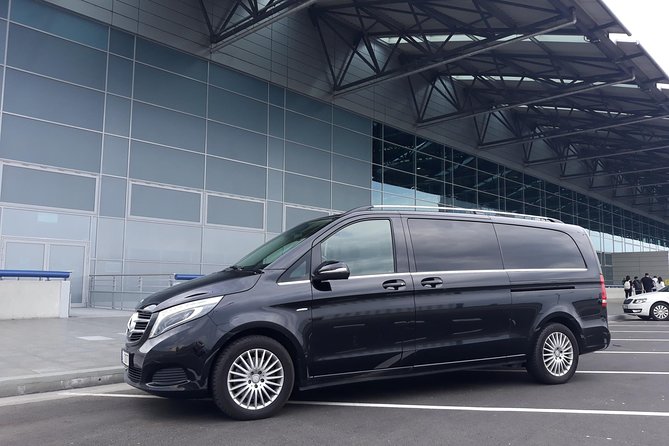 Prague Airport Private Departure Transfer - Provider Details: Cedok and the 24/7 Setup