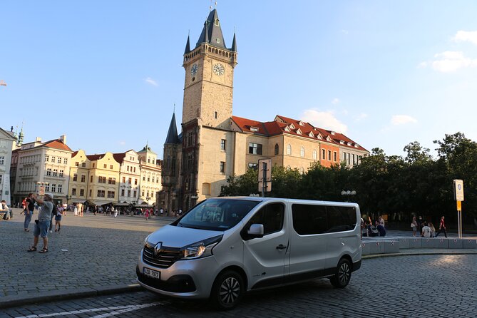 Prague Airport Transfers, Praga Aeropuerto Traslados, ESPAŇOL-ENG - What You Actually Get on the 35-Minute Ride
