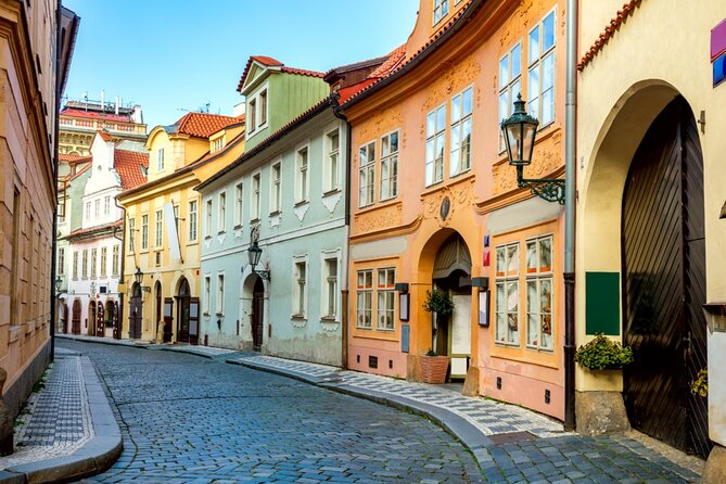 Prague: Alchemy & Dark Arts Exploration Game Tour - Palác Platýz to Bethlehem Chapel: clues that pull you off the main rush