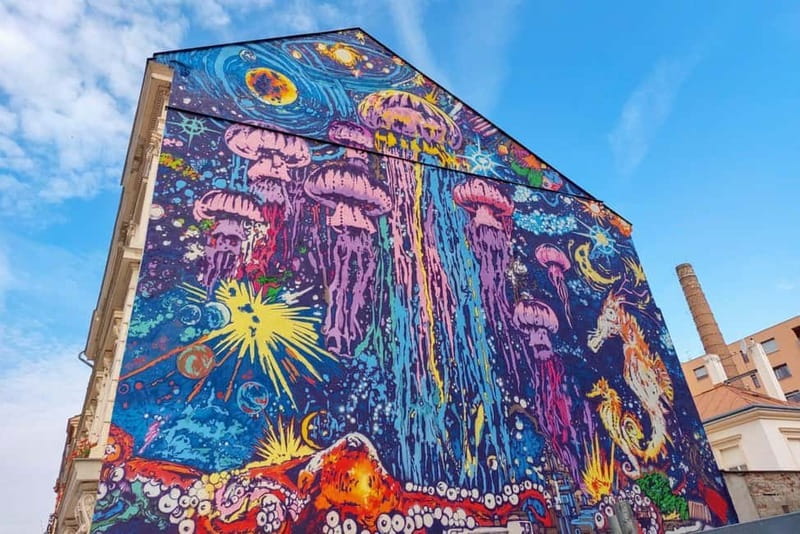 Prague: Alternative Prague Walking Tour - Meeting up, trams, and the one logistics rule