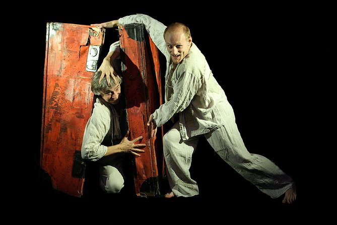 Prague 'Antologia' Black Light Show by Black Light Theatre Srnec - Practical tips that make the night smoother