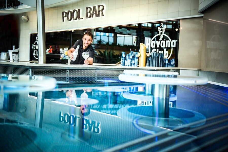 Prague: Aquapalace Indoor/Outdoor Water Park Ticket - Is $65 worth it? Value math for a Prague water park day