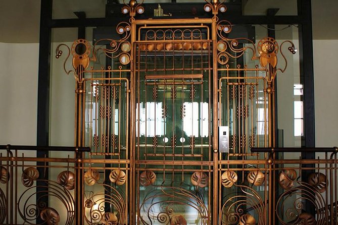 Prague Art Nouveau and Cubism Walking Tour - K+K Hotel Central and Café Imperial, when Art Nouveau turns into interior design