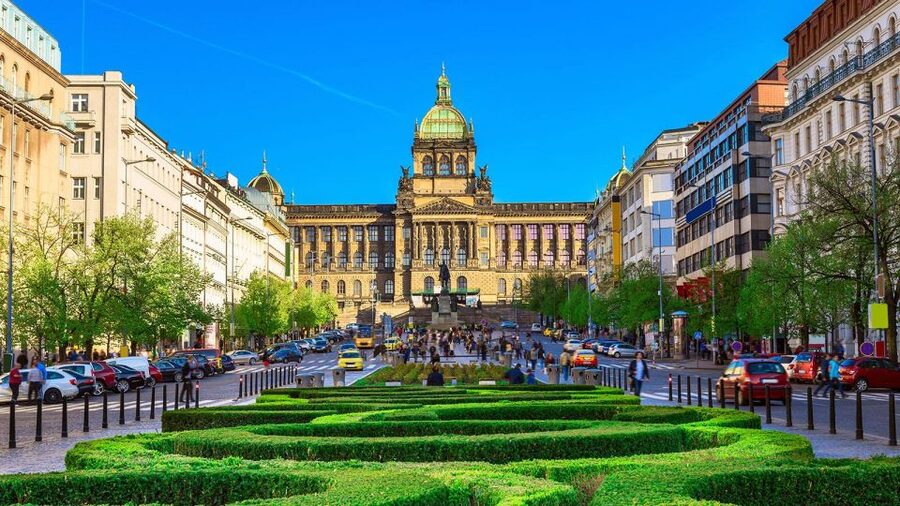 Prague Audioguide - TravelMate app for your smartphone - What you are really buying with this Prague audio guide